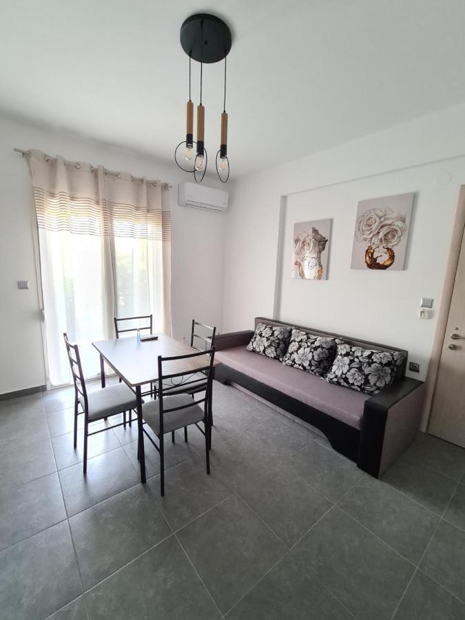 Seaside Apartments เกราโมตี ภายนอก รูปภาพ
